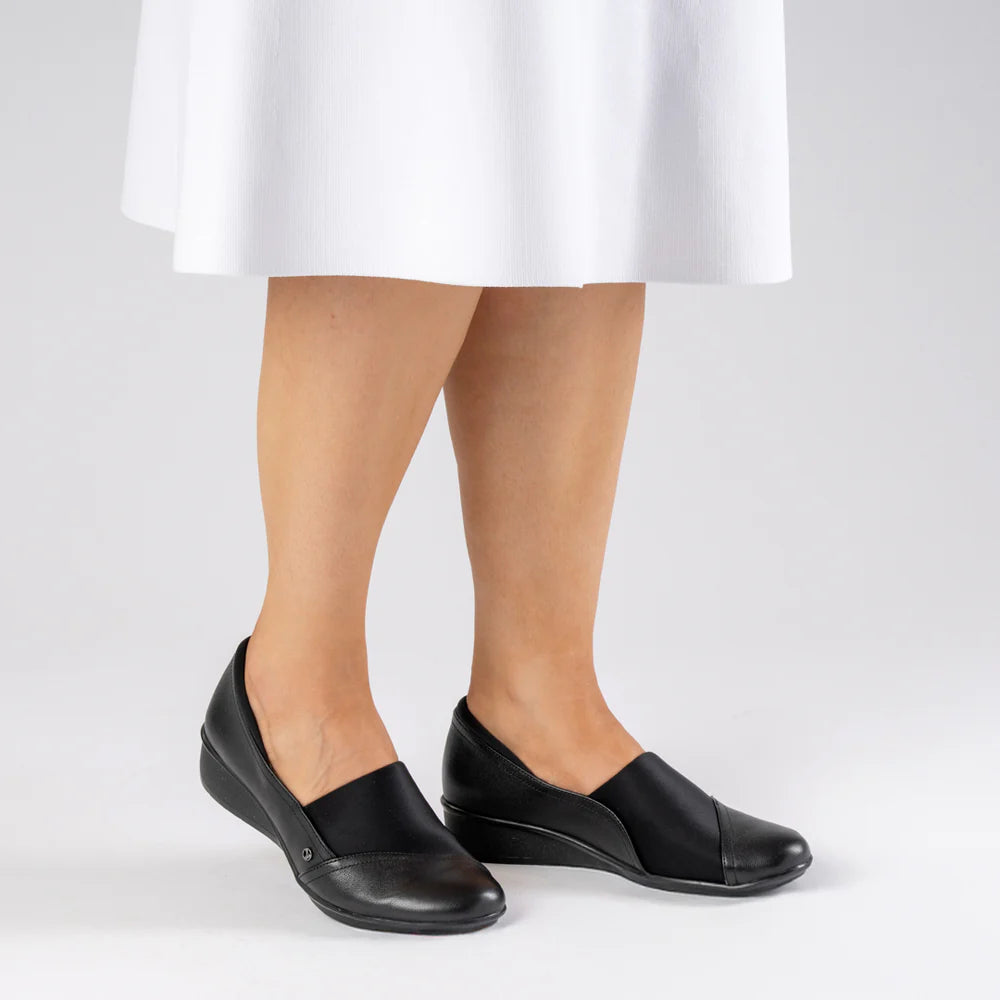 Revere - NAPLES - BLACK FRENCH LEATHER FLATS
