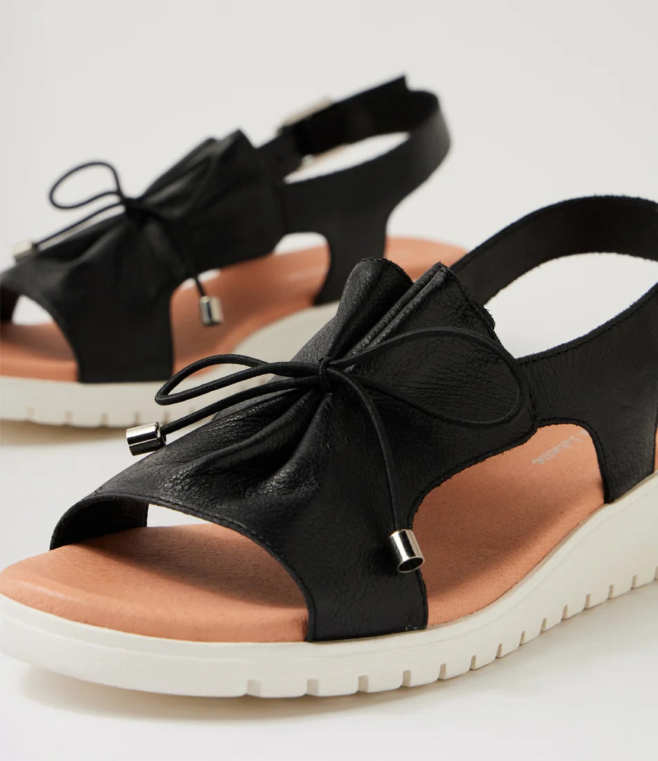 Django & Juliette Malika Cafe Leather - Black