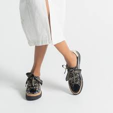 Django & Juliette Torayne - Black / Gold Leather