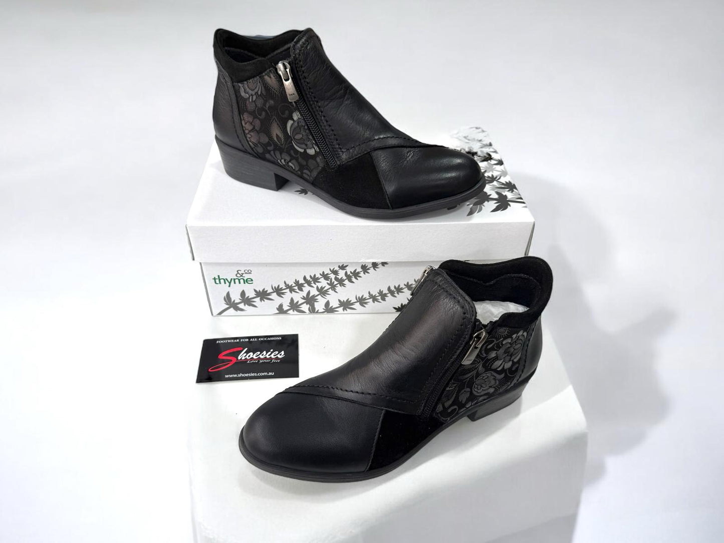 Thyme & Co Demi - Black Floral Combi