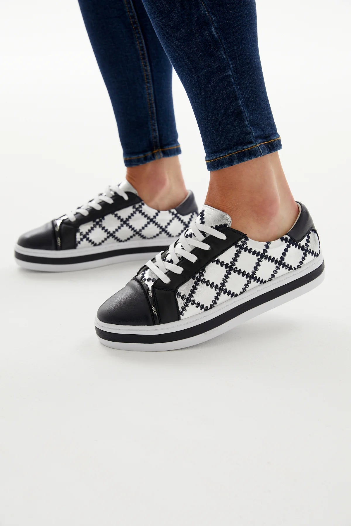 Alfie & Evie Pleat Deep Ocean/Silver Sneaker