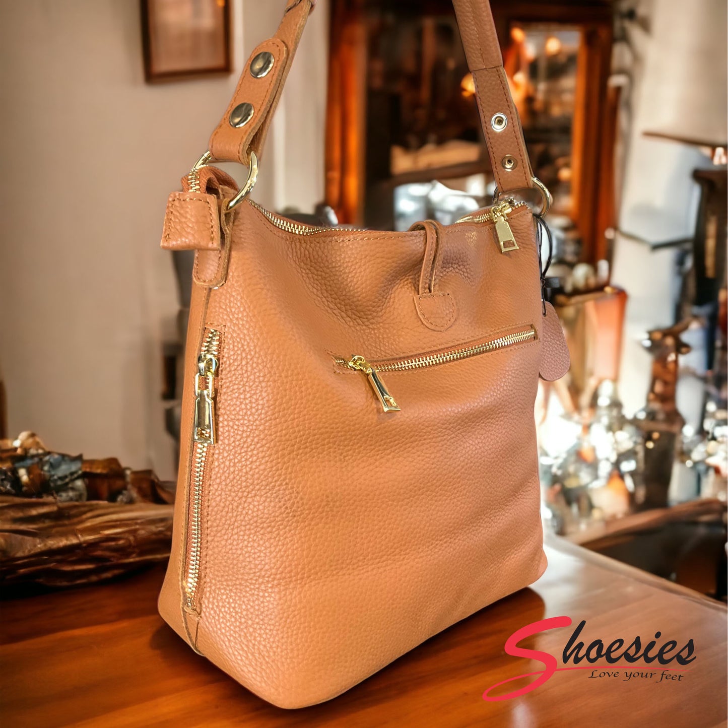 sheshe Australia - Hobo Leather handbag with Tassle - Brown