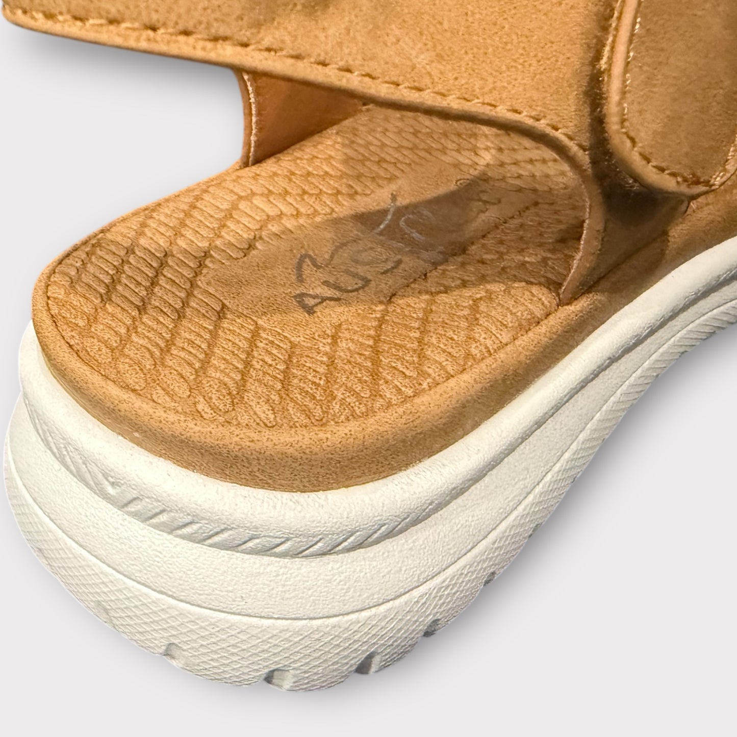 Ausiflex Walkies - Tan