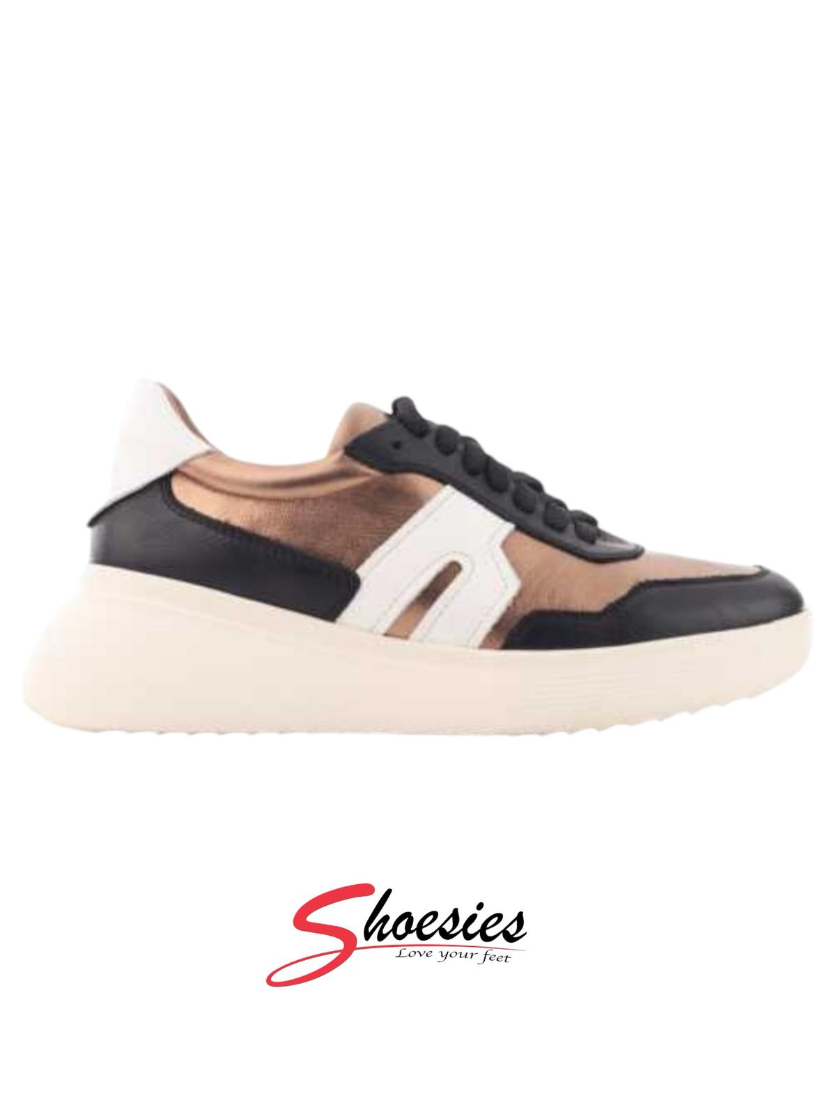 Alfie & Evie Thomas - Black Rust Leather