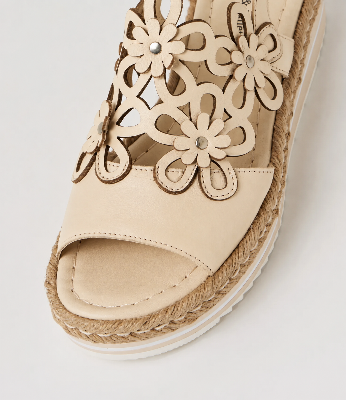 Django & Juliette Aldo Vanilla Leather Sandals