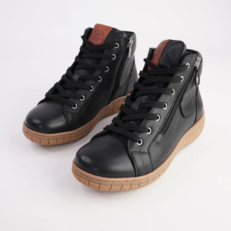 Cabello Reagan Boot - Black Leather