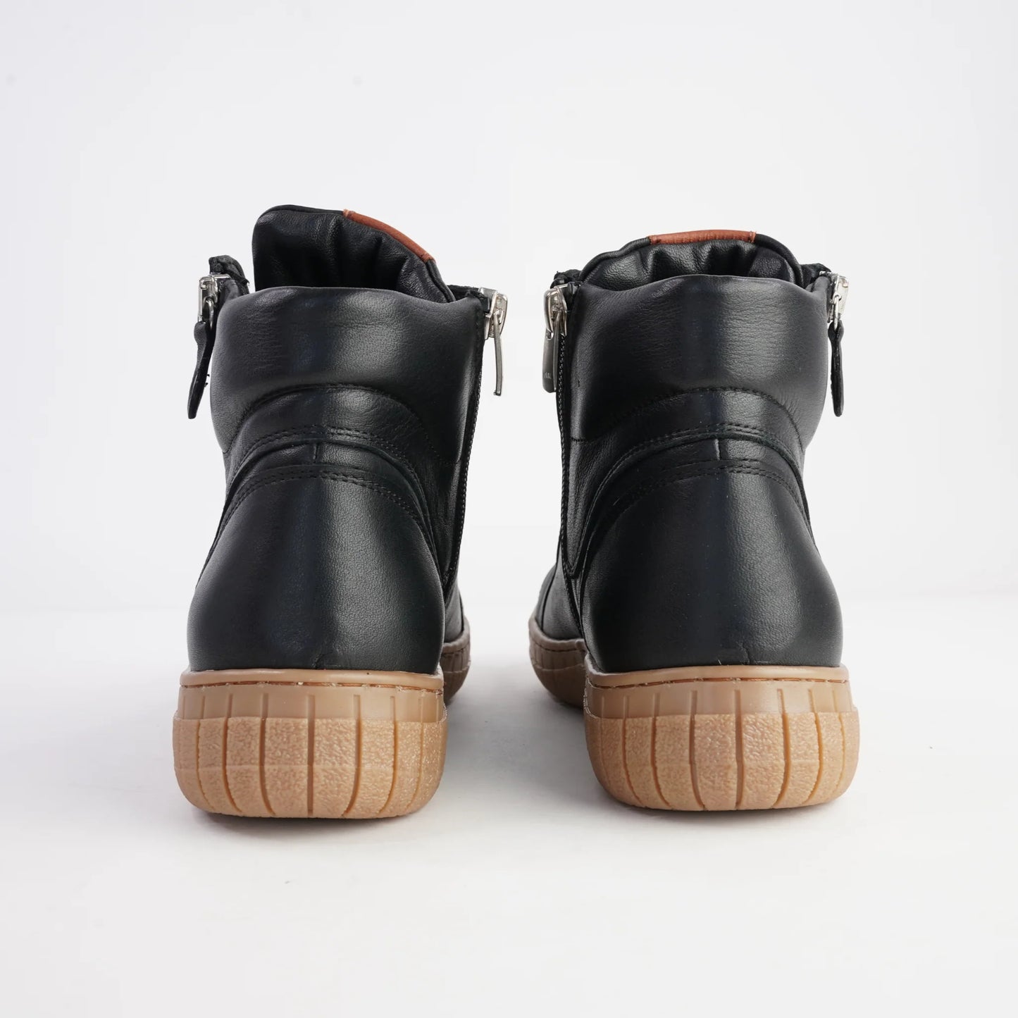 Cabello Reagan Boot - Black Leather