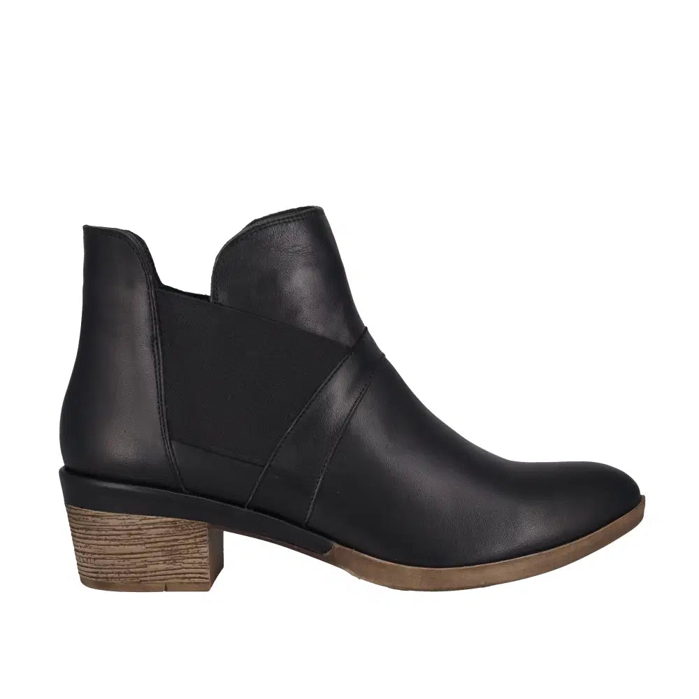 Cabello Bonita Boots - Black Leather