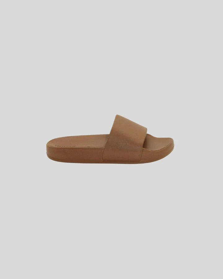 Human Premium Cherry Slides - Tan