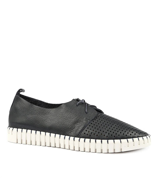 Django & Juliette Huston Leather Sneakers - Navy