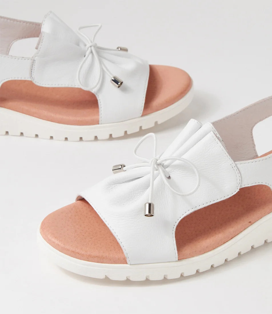 Django & Juliette Malika Cafe Leather - White