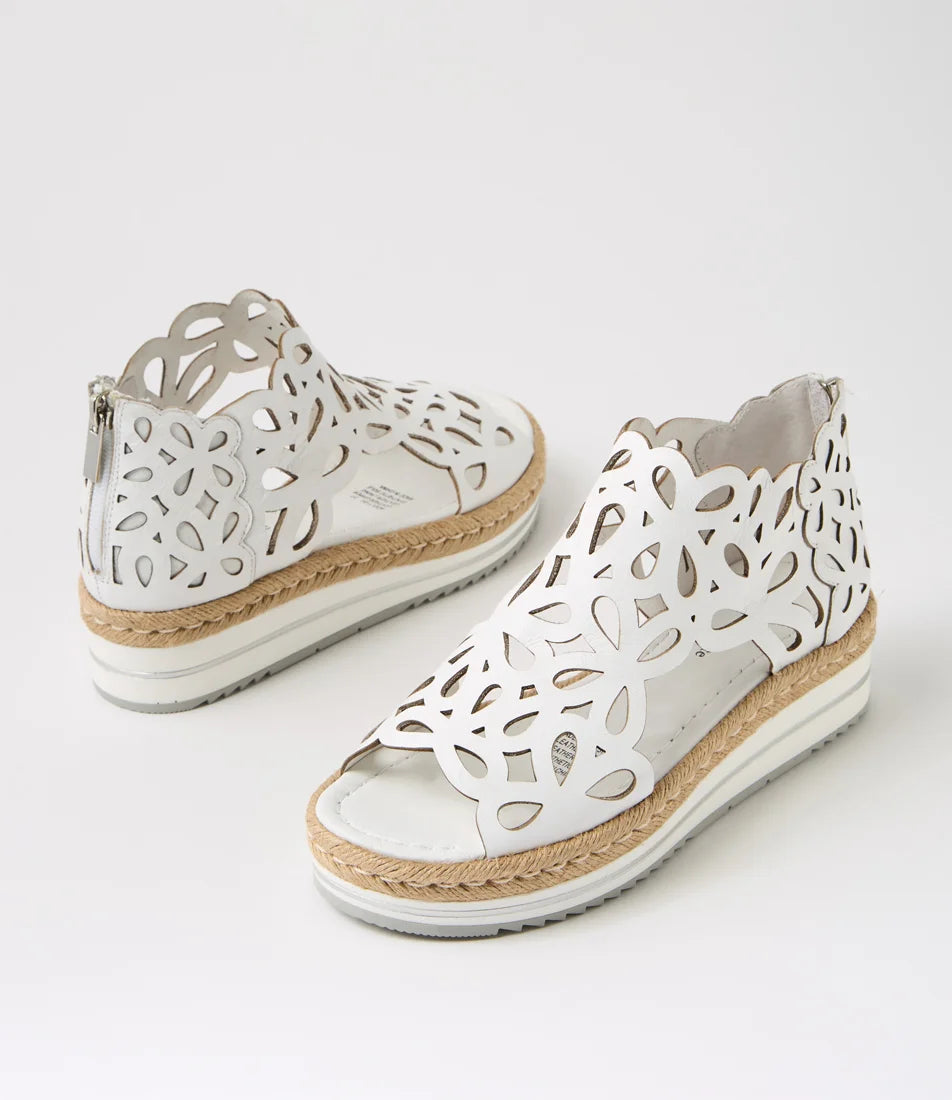Django & Juliette Adely - White Leather Sandals