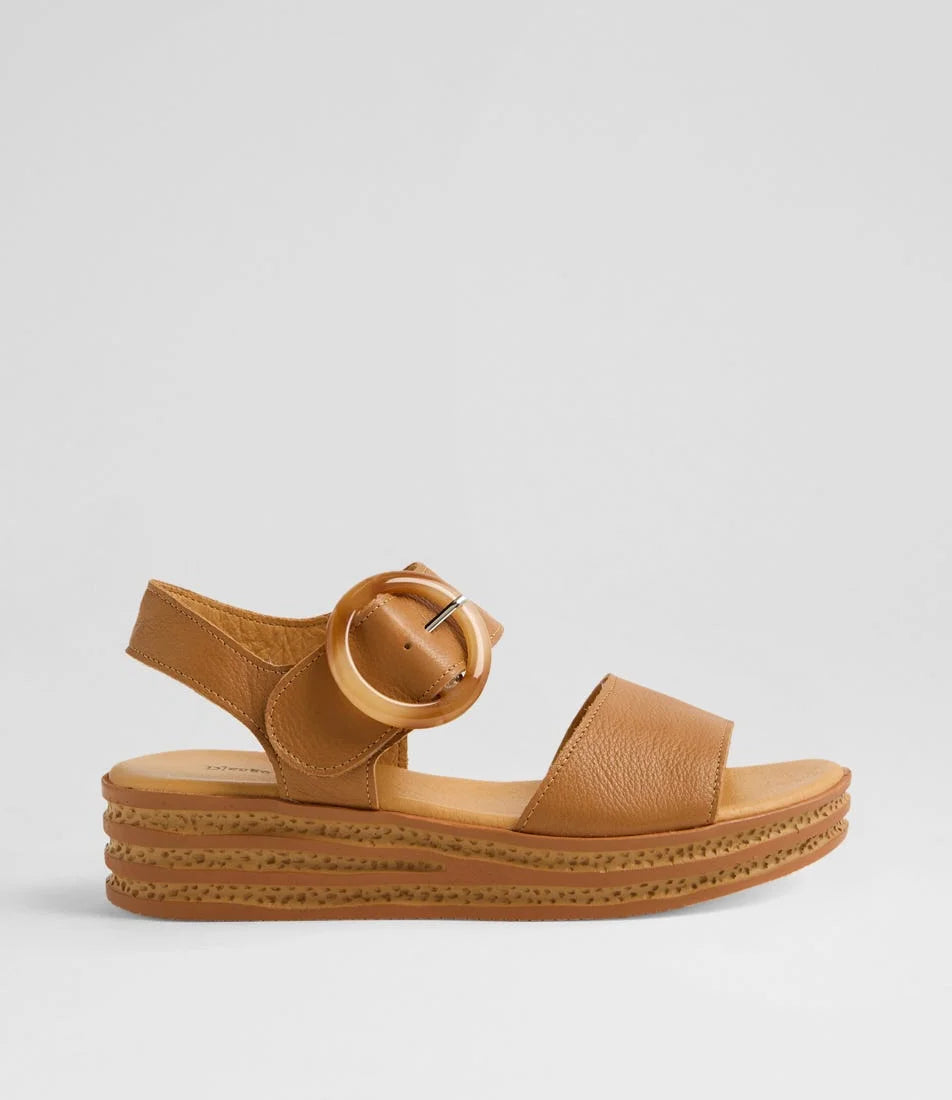 Django & Juliette Cubbie - Dark Tan Leather