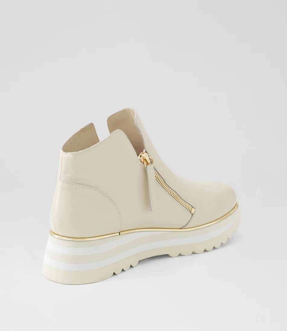 Django & Juliette - Evol Milk Leather Ankle Boots