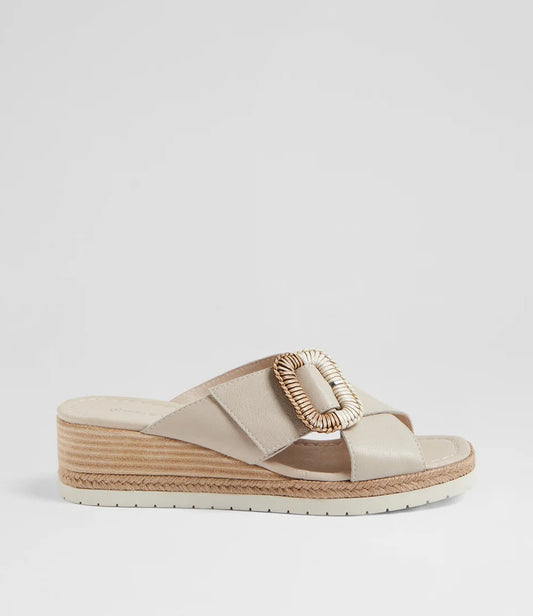 Django & Juliette Iveta Slide - Almond Leather