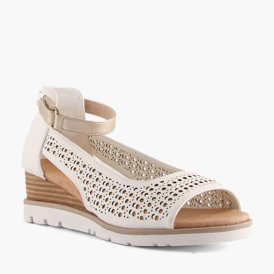 Bay Lane Rovigo Sandal - White