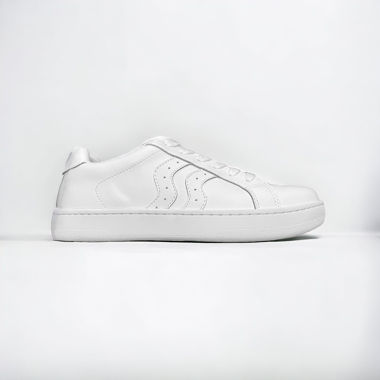 sheshe Australia Cindy Sneaker - White Leather