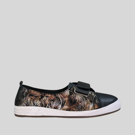 Bay Lane - Wander Black Print