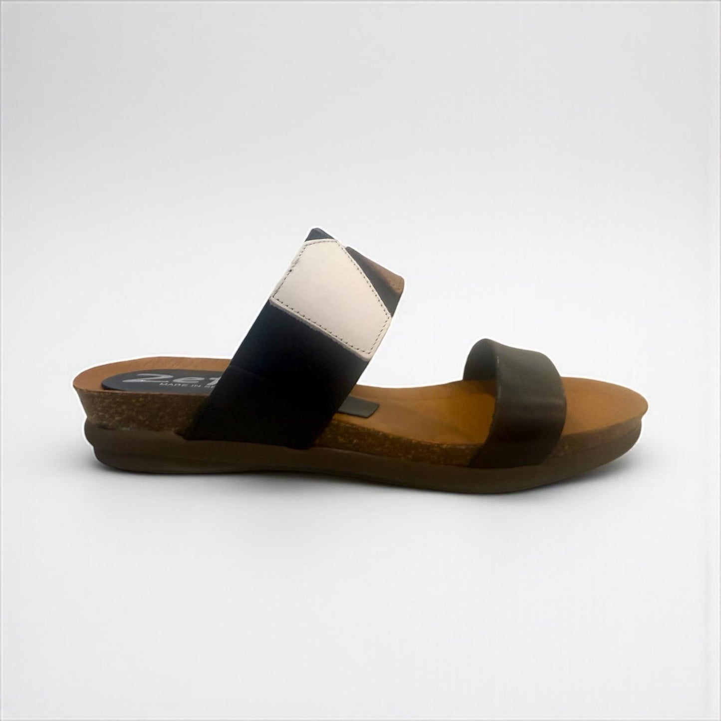 Zeta Resort Sandal - Black Leather