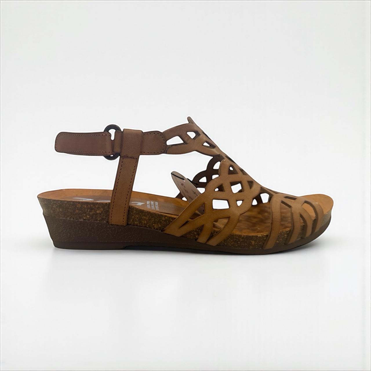 Zeta Izabel Sandal - Tan Leather