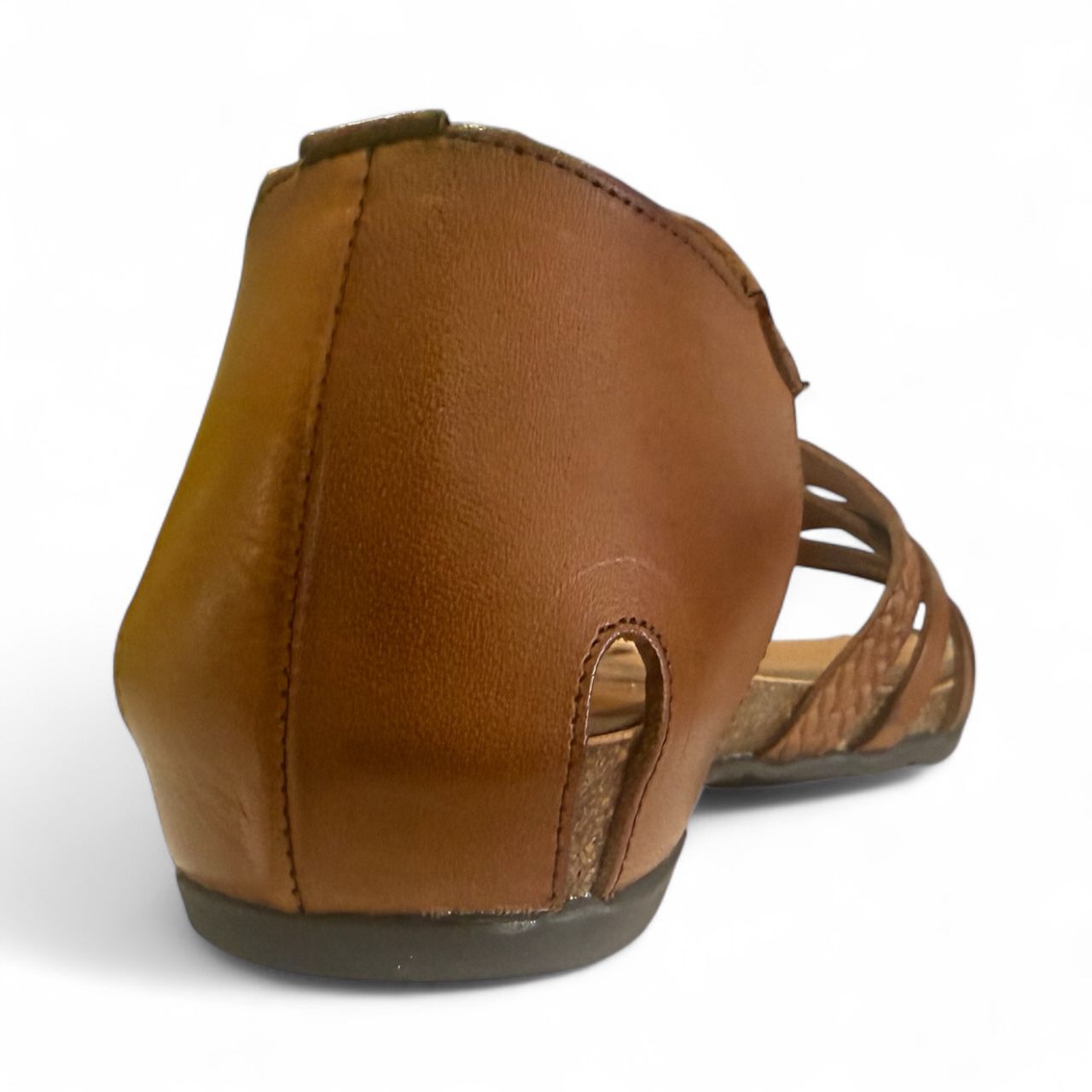 Zeta Pilar Sandal - Tan Leather