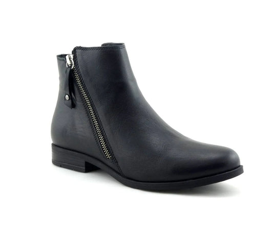 Thyme & Co Parade Boot – Black Leather